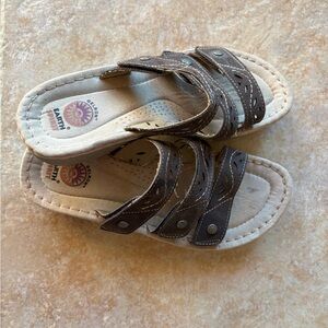 Gelron Earth Spirit Brown Sandals size 9